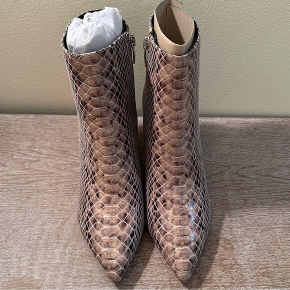 Marc Fisher Retire Snakeskin Pointed Bootie- Natural Multi- Size 6 M- NIB - Picture 3 of 8